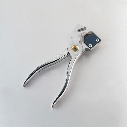 GROSSER SCHLAUCHSCHNEIDER FUER POLYAETHYLEN/RILSANSCHLAEUCHE