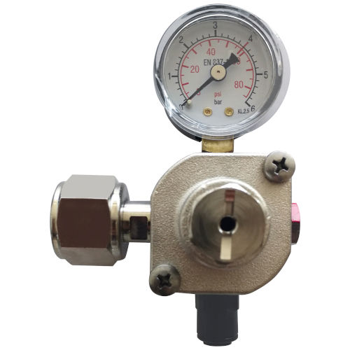 DRUCKMINDERER FÜR AUFFÜLLBARE GASFLASCHE (MAX 4,7 BAR)