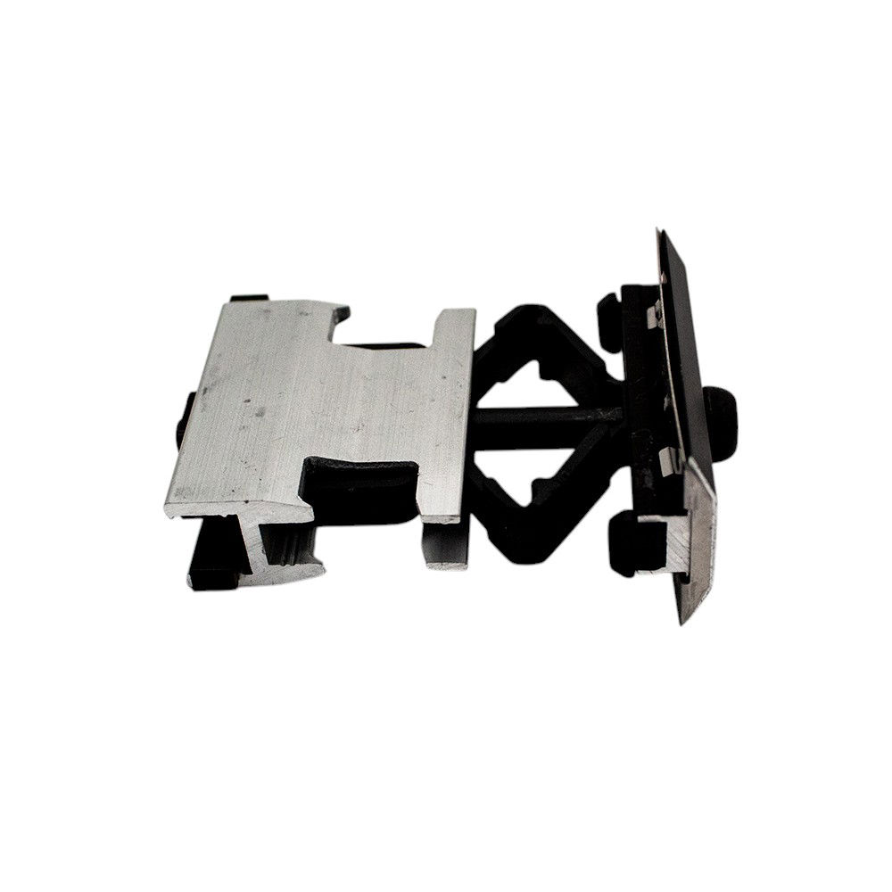 Van der Valk ValkPitched Mid Clamp - Black