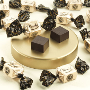 Vendita online Cioccolatini Venchi di cuneo Novità fondente 60% di cacao.  Shop on line cioccolatini Venchi Unica quadrati sempli