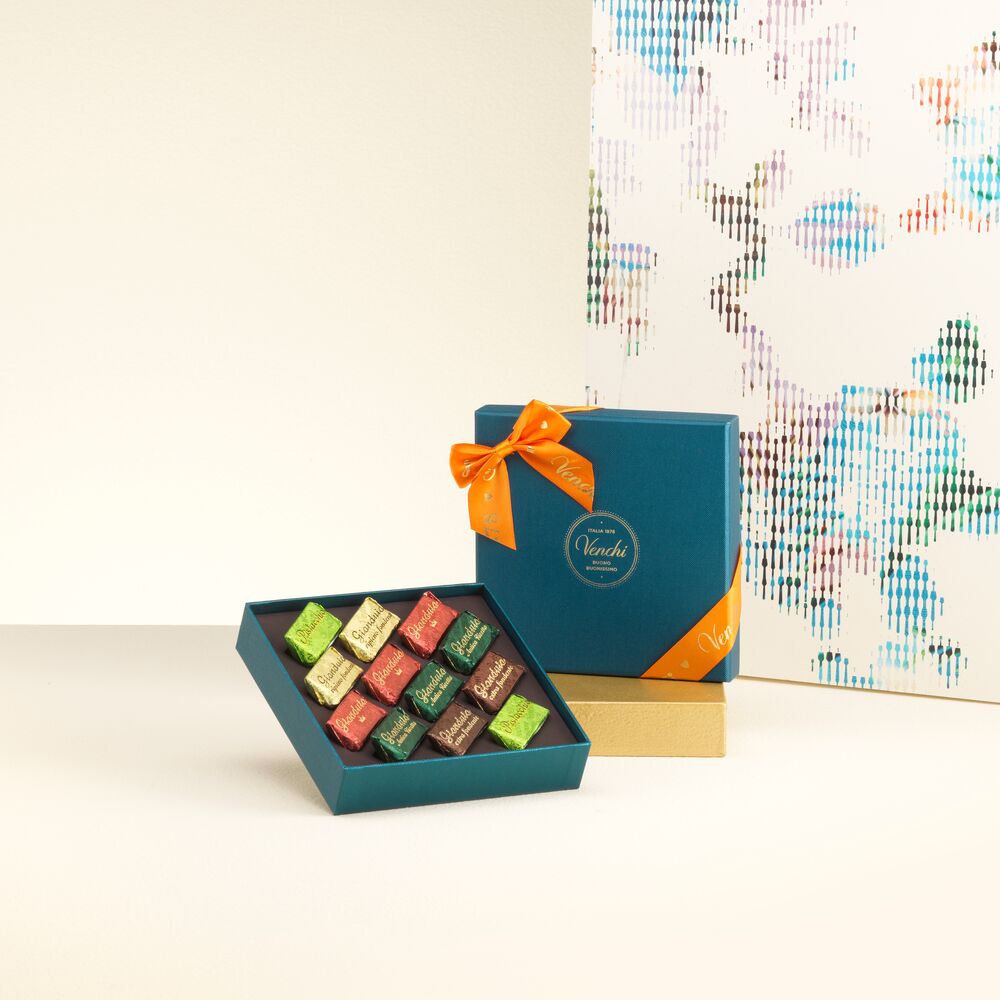 Blue Murrine gift box: assorted Gianduiotto chocolates, 3.88 oz