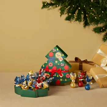 Christmas tree with assorted chocolates 197 g