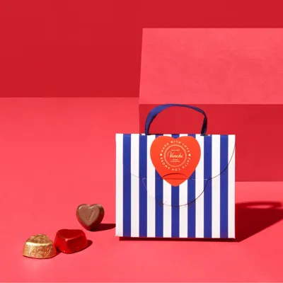 Mini Bag With Milk and Dark Valentines 1.41 oz