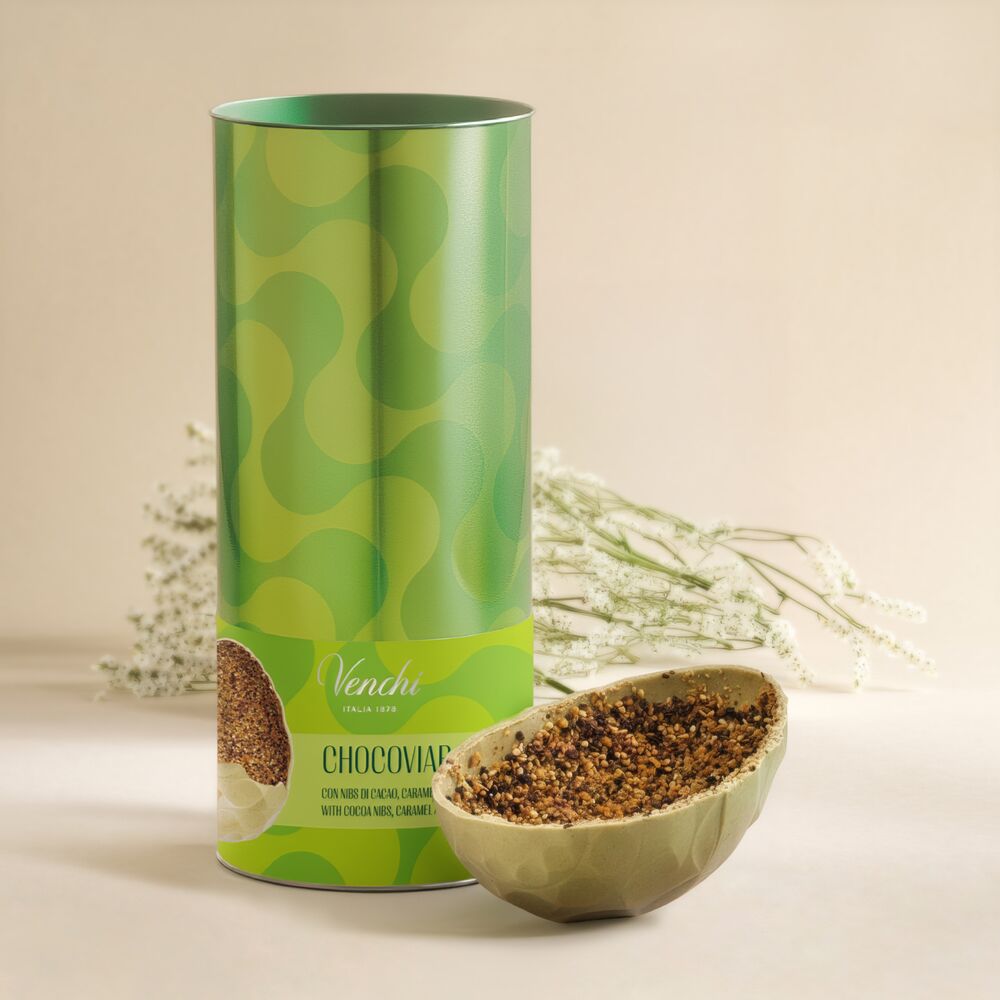 Chocoviar Pistachio chocolate egg: white chocolate and pistachio paste with crunchy toffee, nibs and pistachio crumbs on the inside. Buy now!