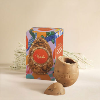 Small Salted Almond & Caramel Egg 2.46 oz