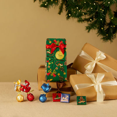 Christmas gift box with assorted chocolates 94 g