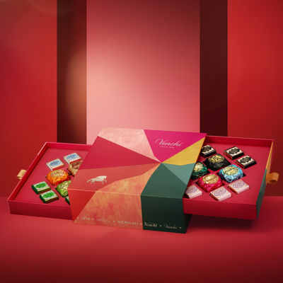 Gallop Delight Gift Box with Chocoviar and Cremini 10.33 oz