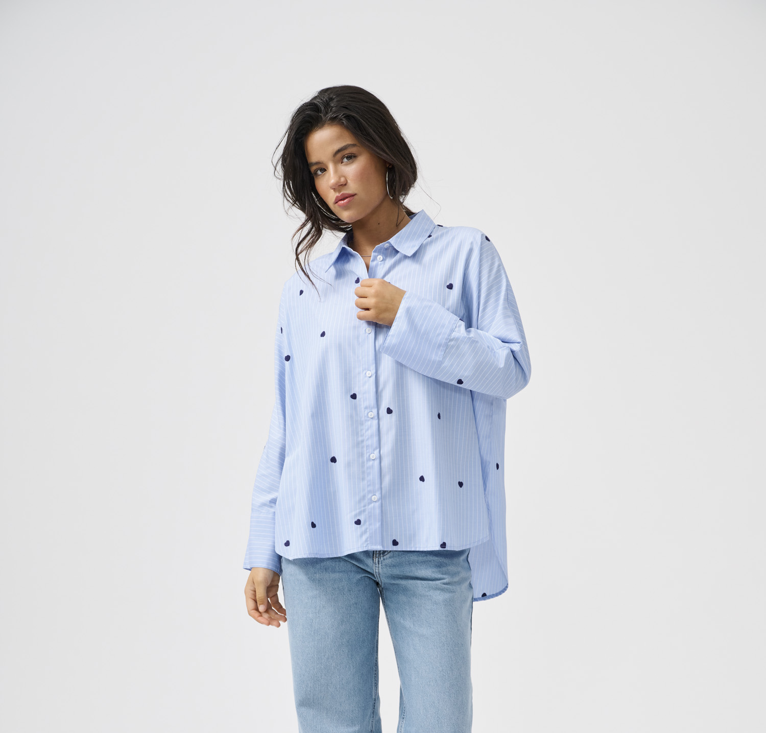 15344336_NEW_LINA_GRACE_LS_STRIPE_EMBROIDERY_SHIRT_ONLY_NOOS_SS26_8780.jpg