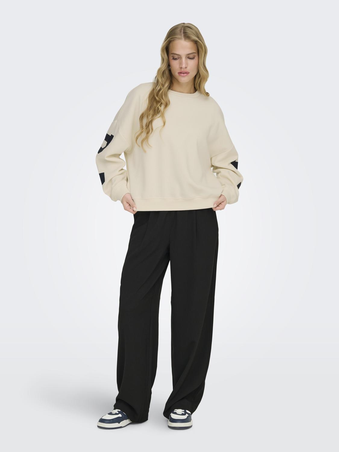 ONLSWEAT Locker geschnittenes Sweatshirt mit O-Ausschnitt für Freizeitkleidung