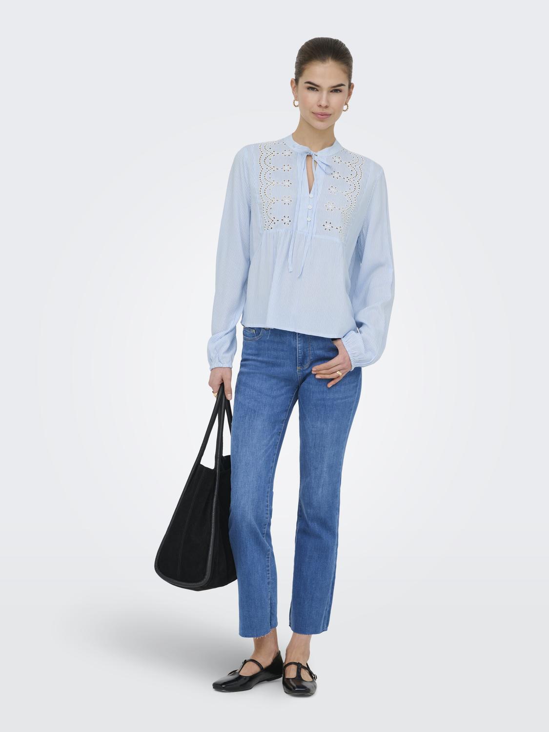 ONLLENNYO LS EMBROID V-NECK TOP NOOS WVN - 6