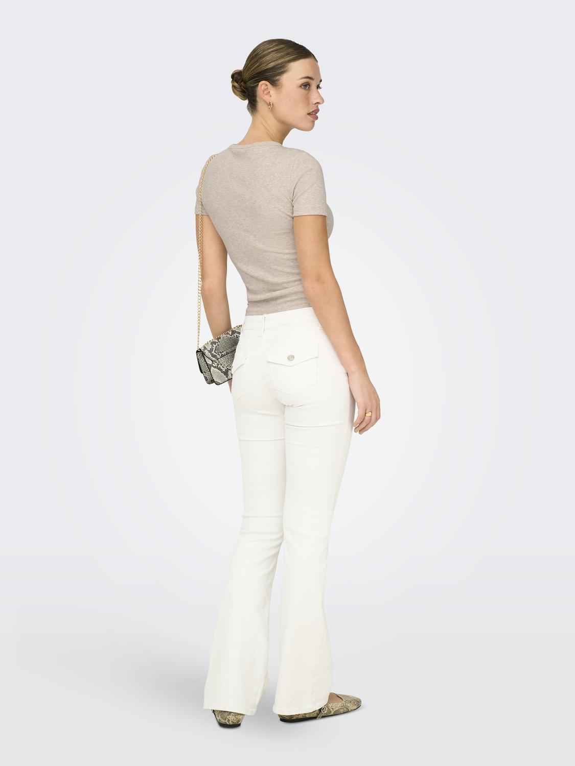 ONLJUNE ENG ANLIEGENDES T-SHIRT - 2