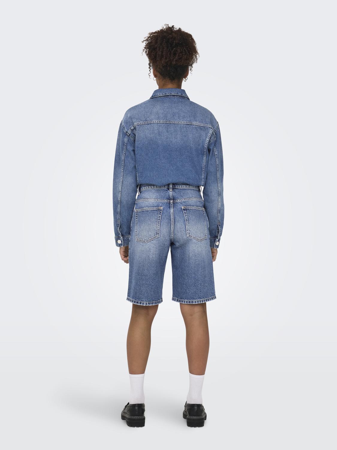 ONLMATE Mid Waist Denim Shorts for hverdagsbruk - 2
