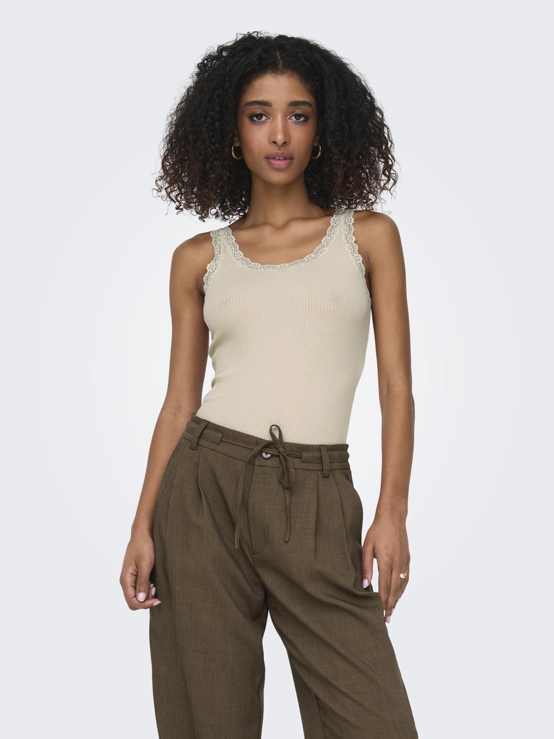ONLSARA BASIC U-hals ærmeløs tanktop med blondedetalje