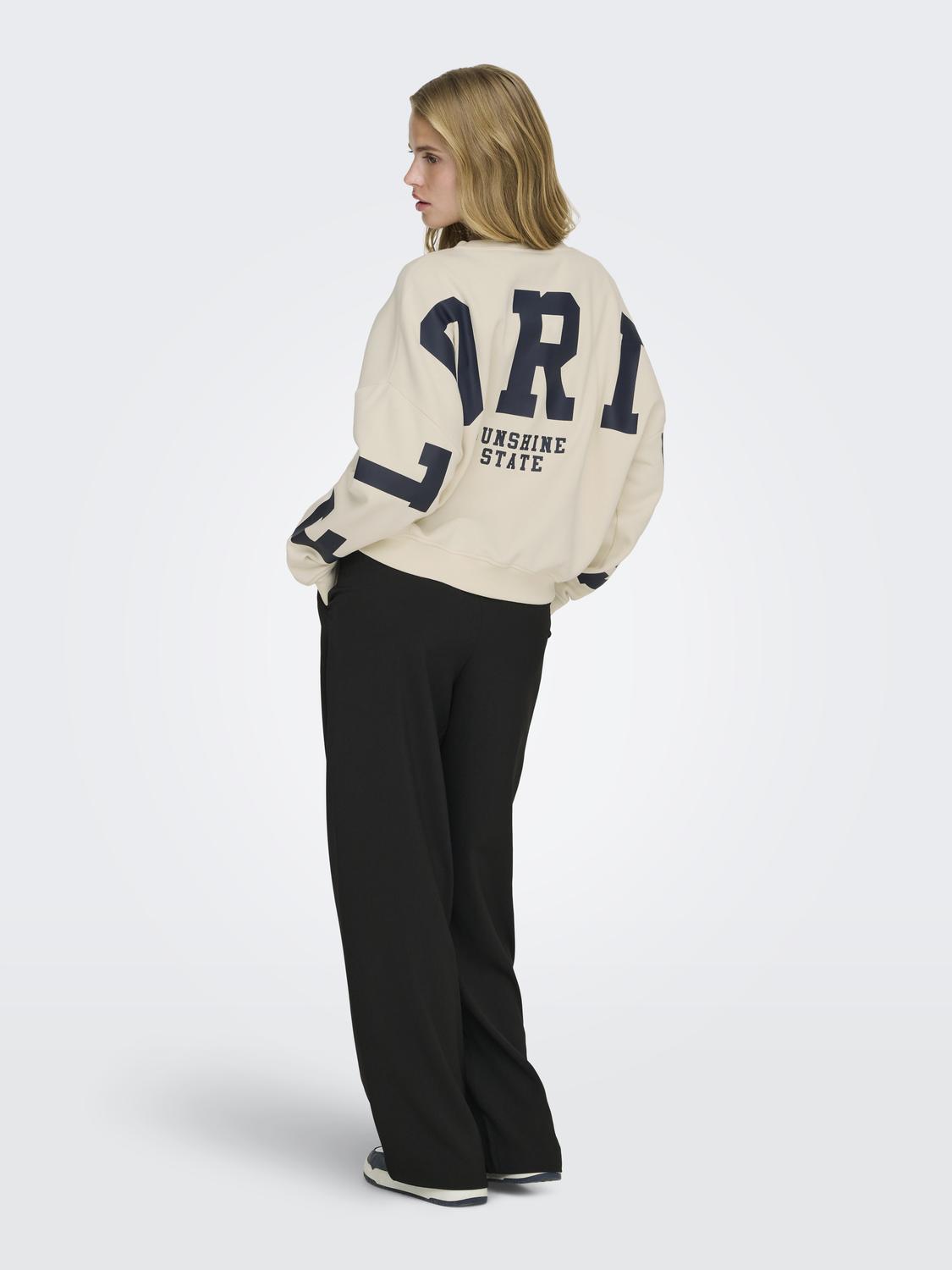 ONLSWEAT Locker geschnittenes Sweatshirt mit O-Ausschnitt für Freizeitkleidung