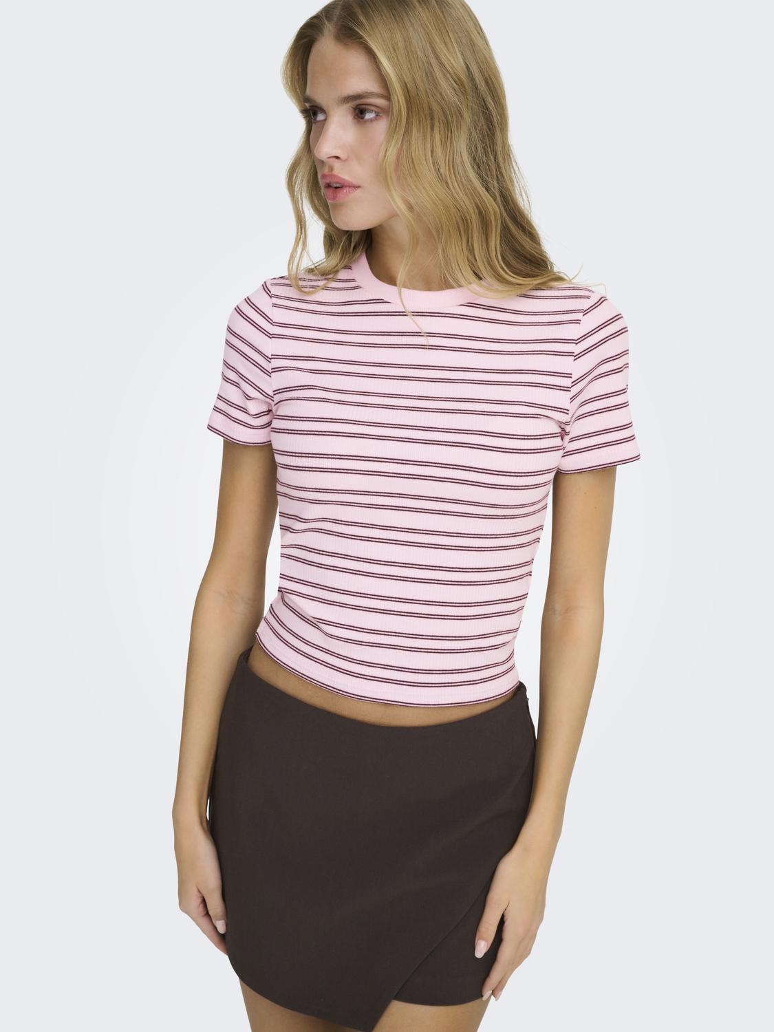 ONLLUPE Top met O-hals en korte mouwen en slim fit voor je lentegarderobe - 4