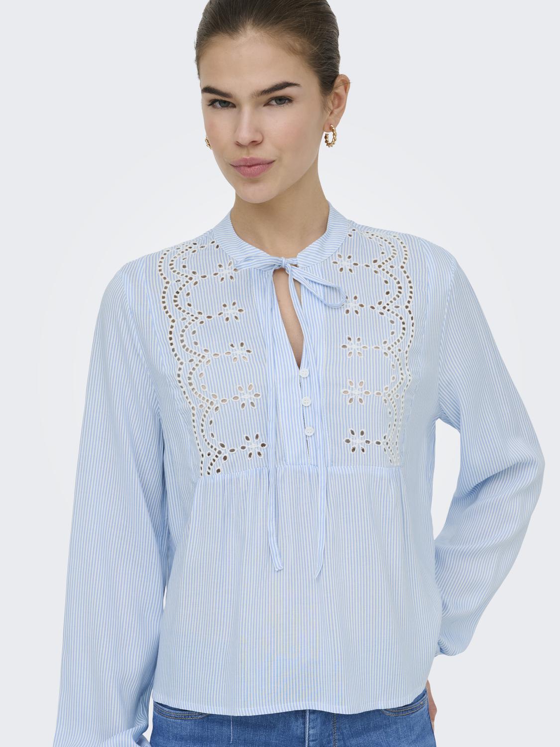 ONLLENNYO LS EMBROID V-NECK TOP NOOS WVN - 4