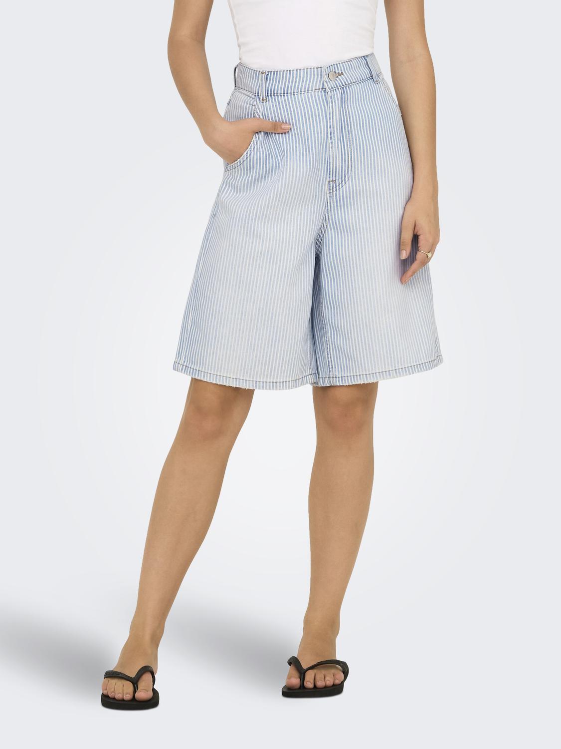 ONLGIA MW STRIPED LOOSE DNM SHORTS