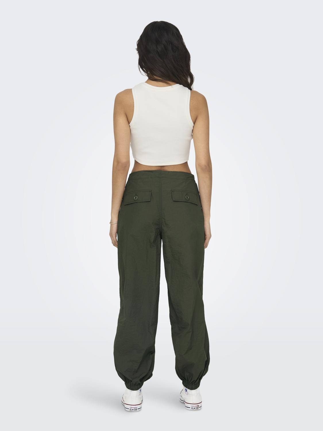 ONLVILMA BASIC Slim Fit mouwloze tanktop voor een moeiteloze stijl