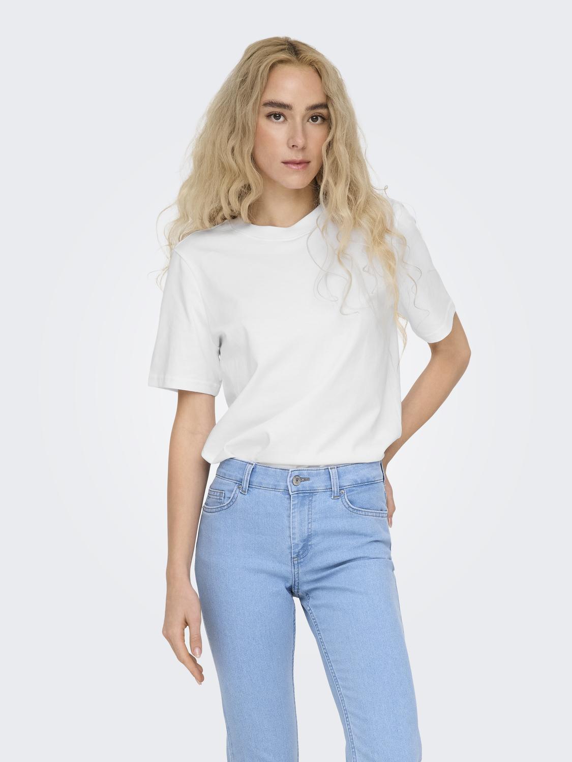 ONLMONJA Basic Regular Fit T-shirt med O-hals design