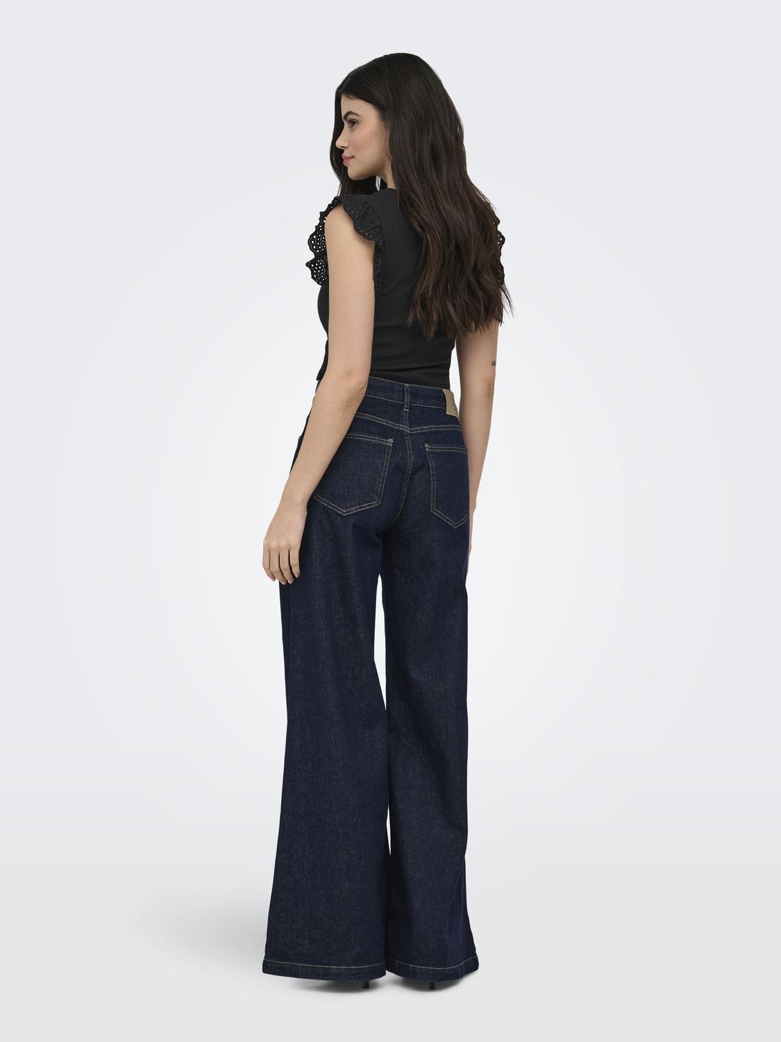 ONLMATHILDA S/L LACE DETAIL TOP JRS NOOS