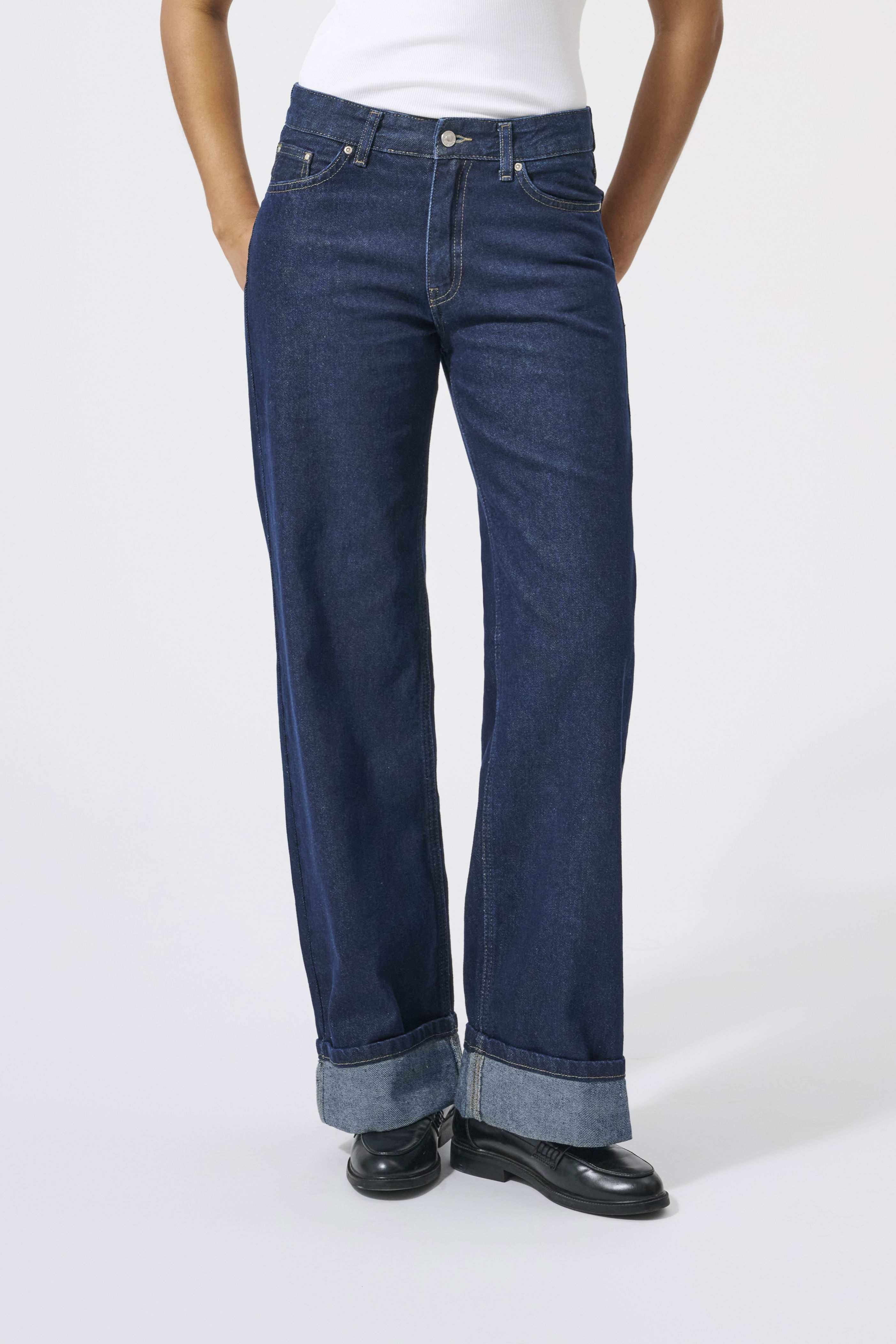 wide jeans.jpg