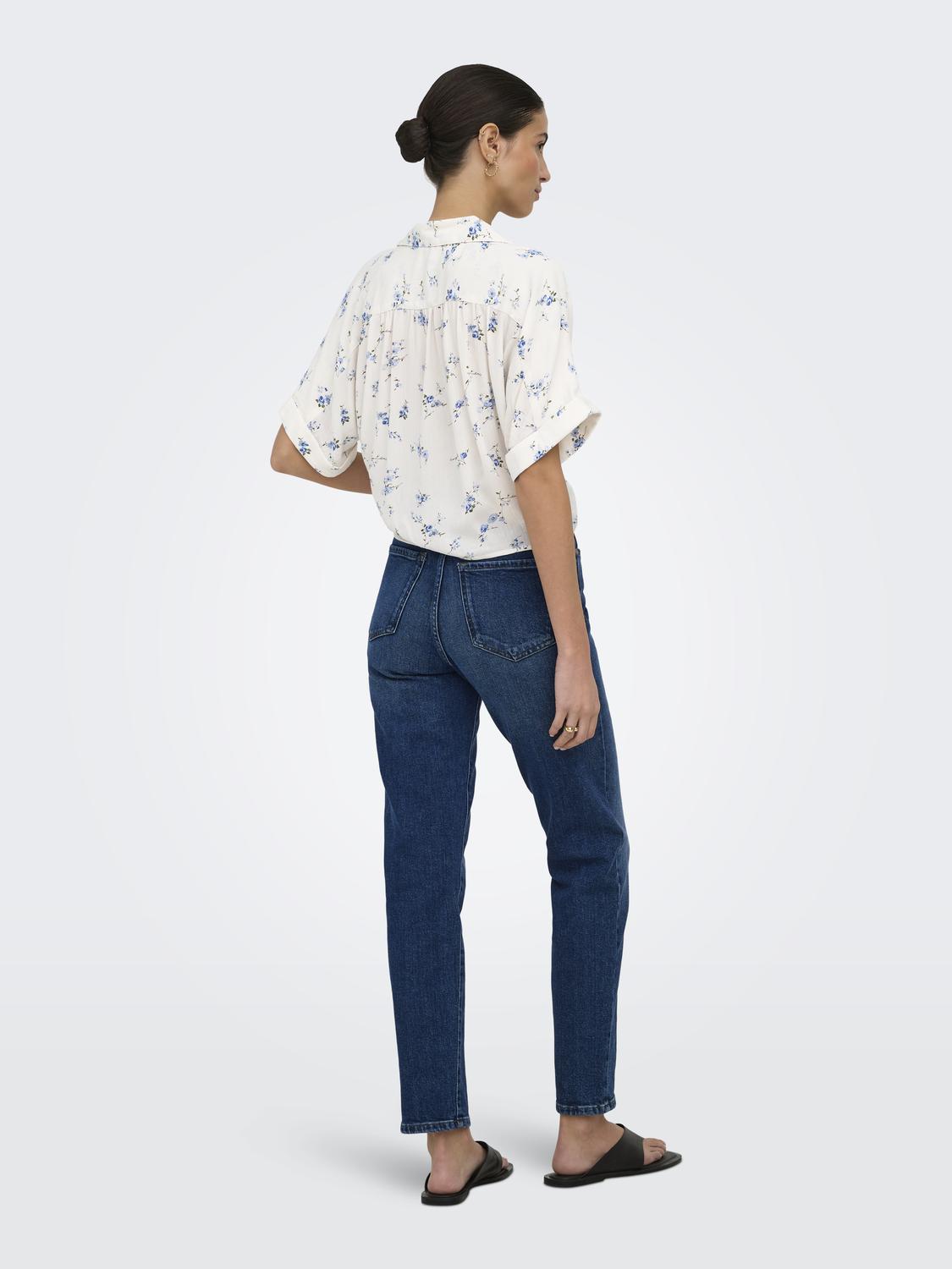 ONLPAULA Cropped vrouwelijk overhemd met knoopdetail