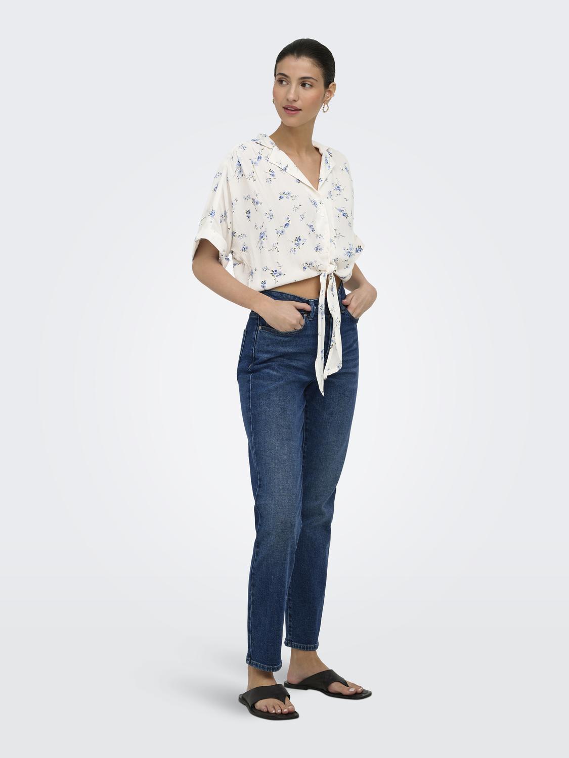ONLPAULA Cropped vrouwelijk overhemd met knoopdetail