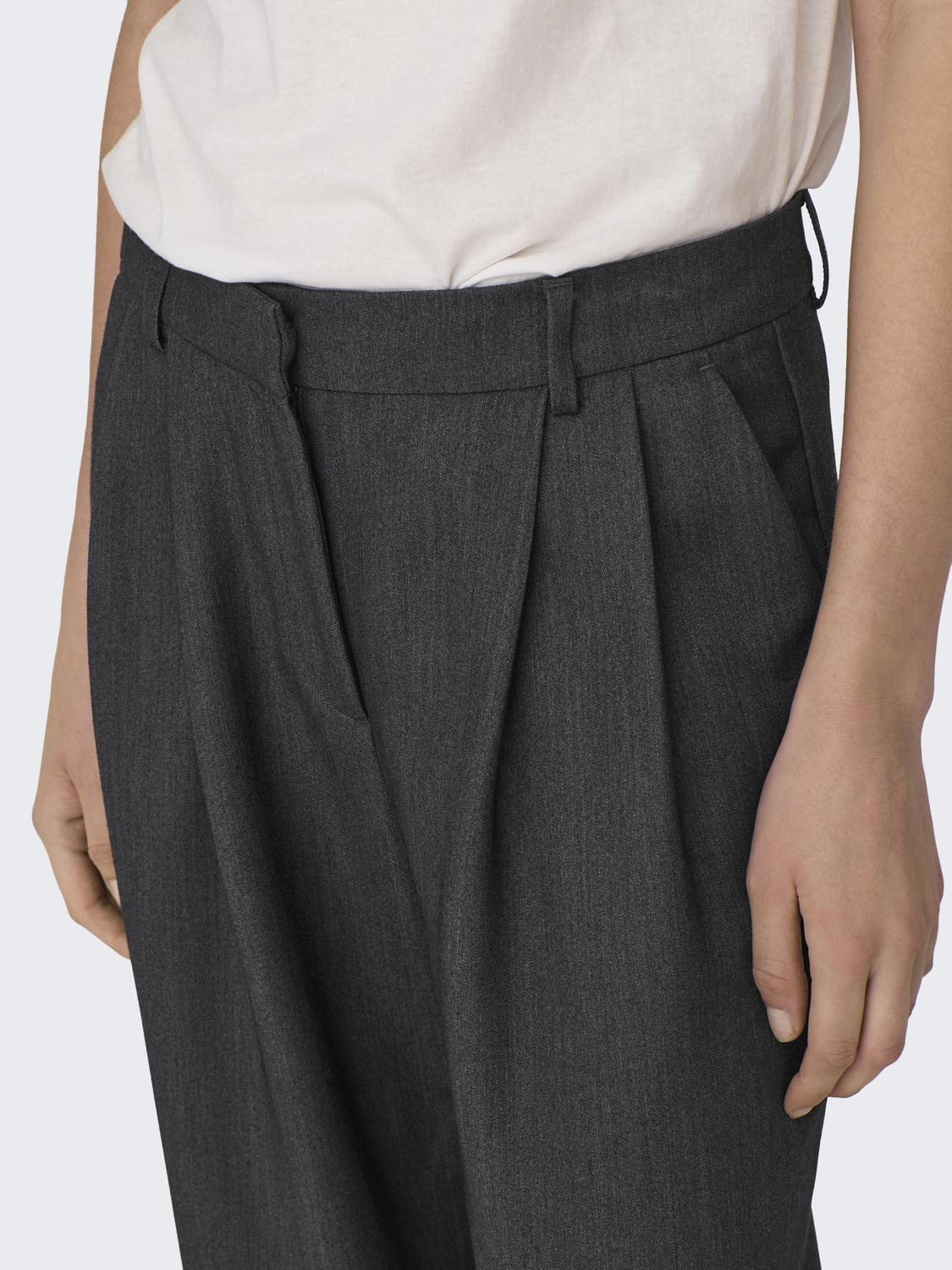ONLHATTIE Trousers