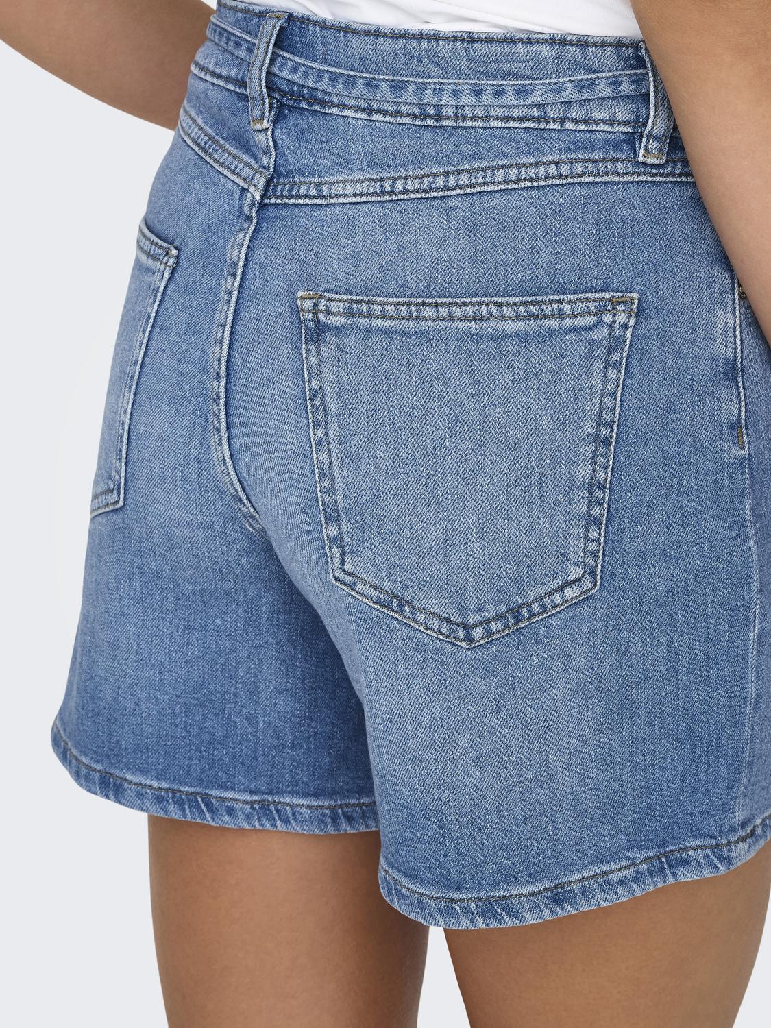 ONLGIANNA Mid Waist Denim Shorts med belte inkludert - 4