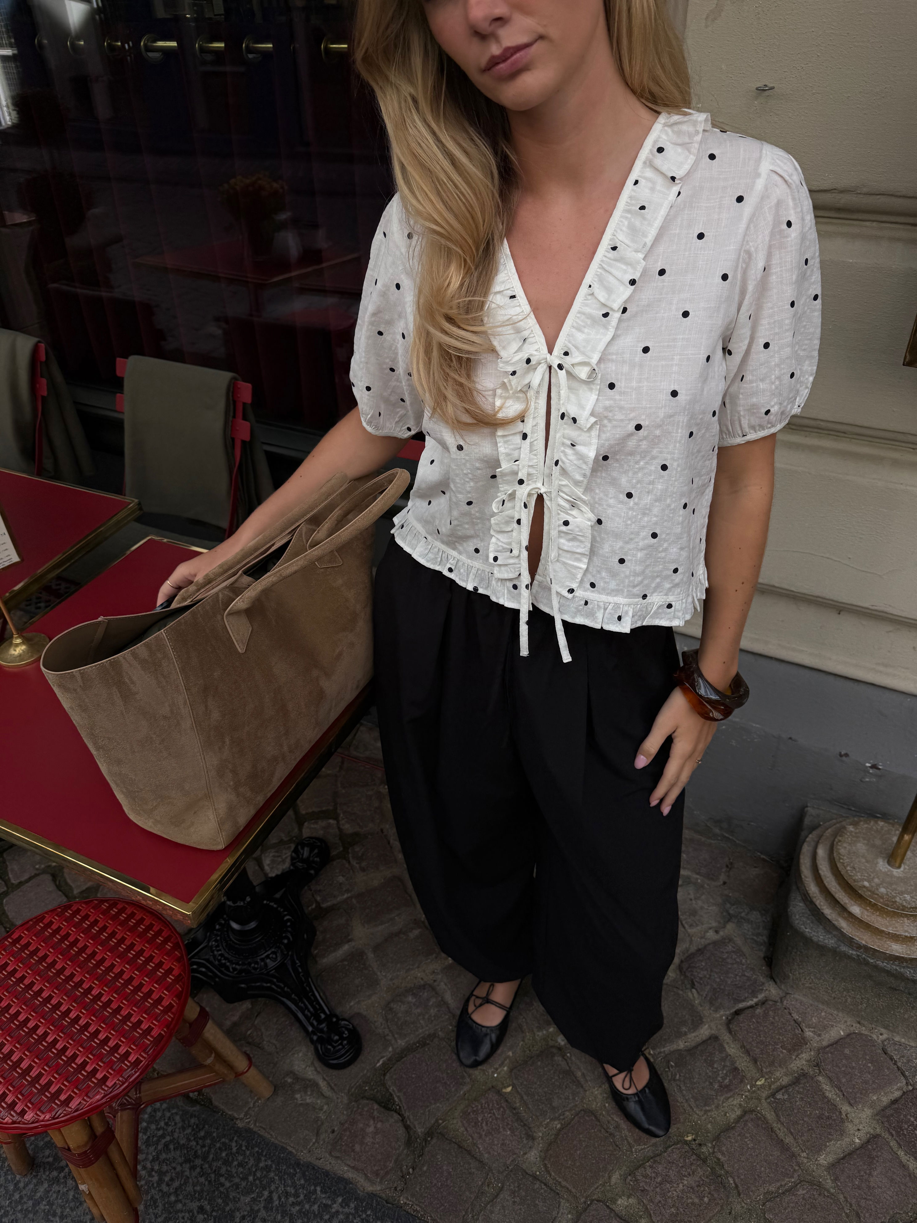 PGBLAIR S/S TIE TOP WVN