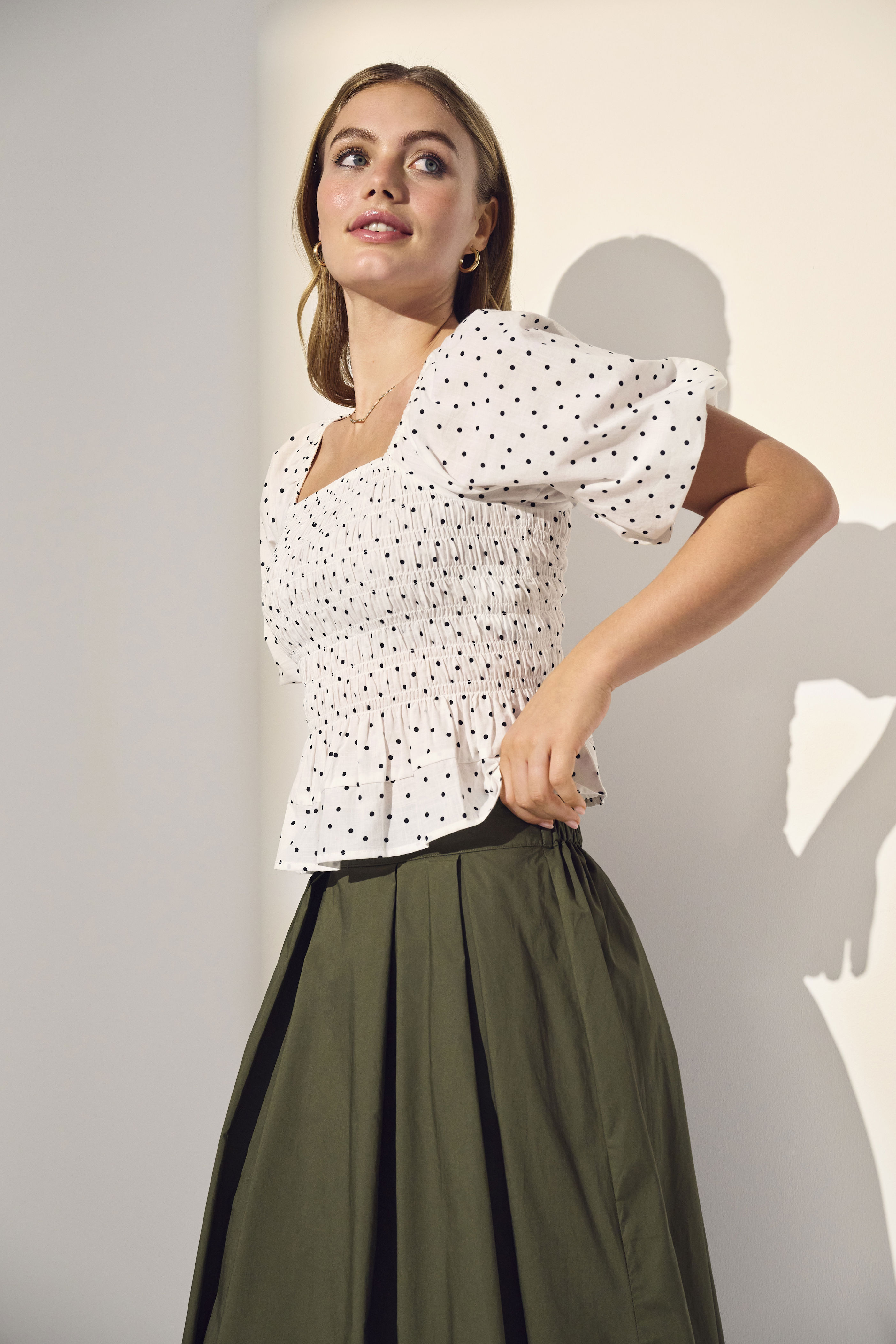 PGGRACIE SMOCK S/S TOP WVN