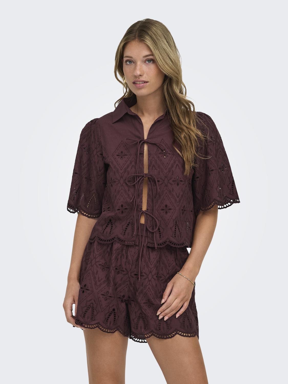 ONLFRANI S/S EMB BOW TOP WVN