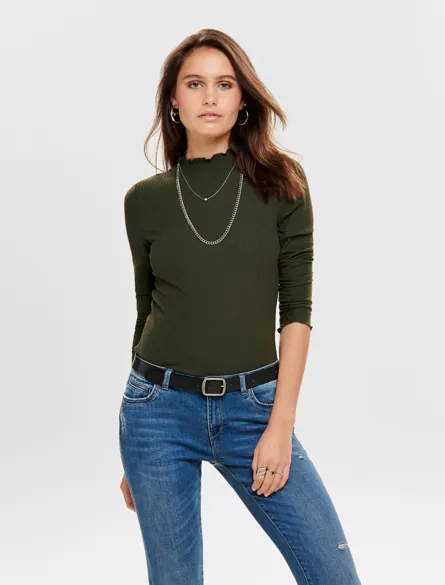 ONLEMMA Comfort Fit Top met hoge hals en vrouwelijke ruches