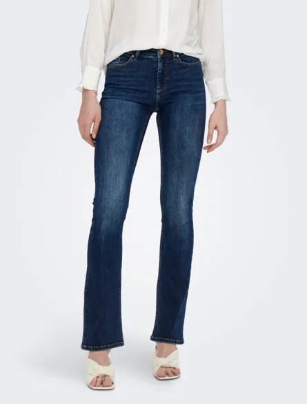 ONLBLUSH Ausgestellte Jeans mit mittlerer Taillenhöhe und Vordertaschen