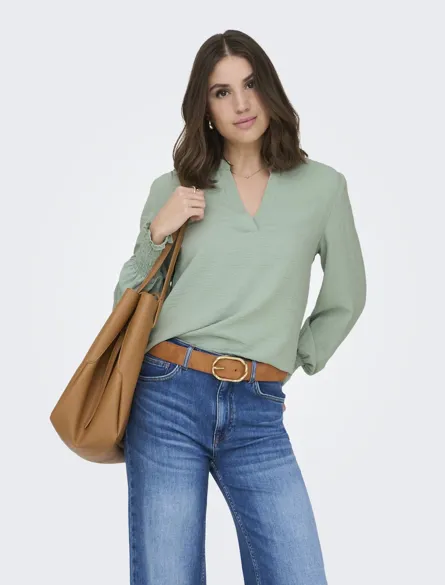 ONLMETTE V-NECK LS SMOCK TOP NOOS WVN