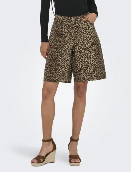 ONLNAOMI STRING AOP BERMUDA SHORTS OTW