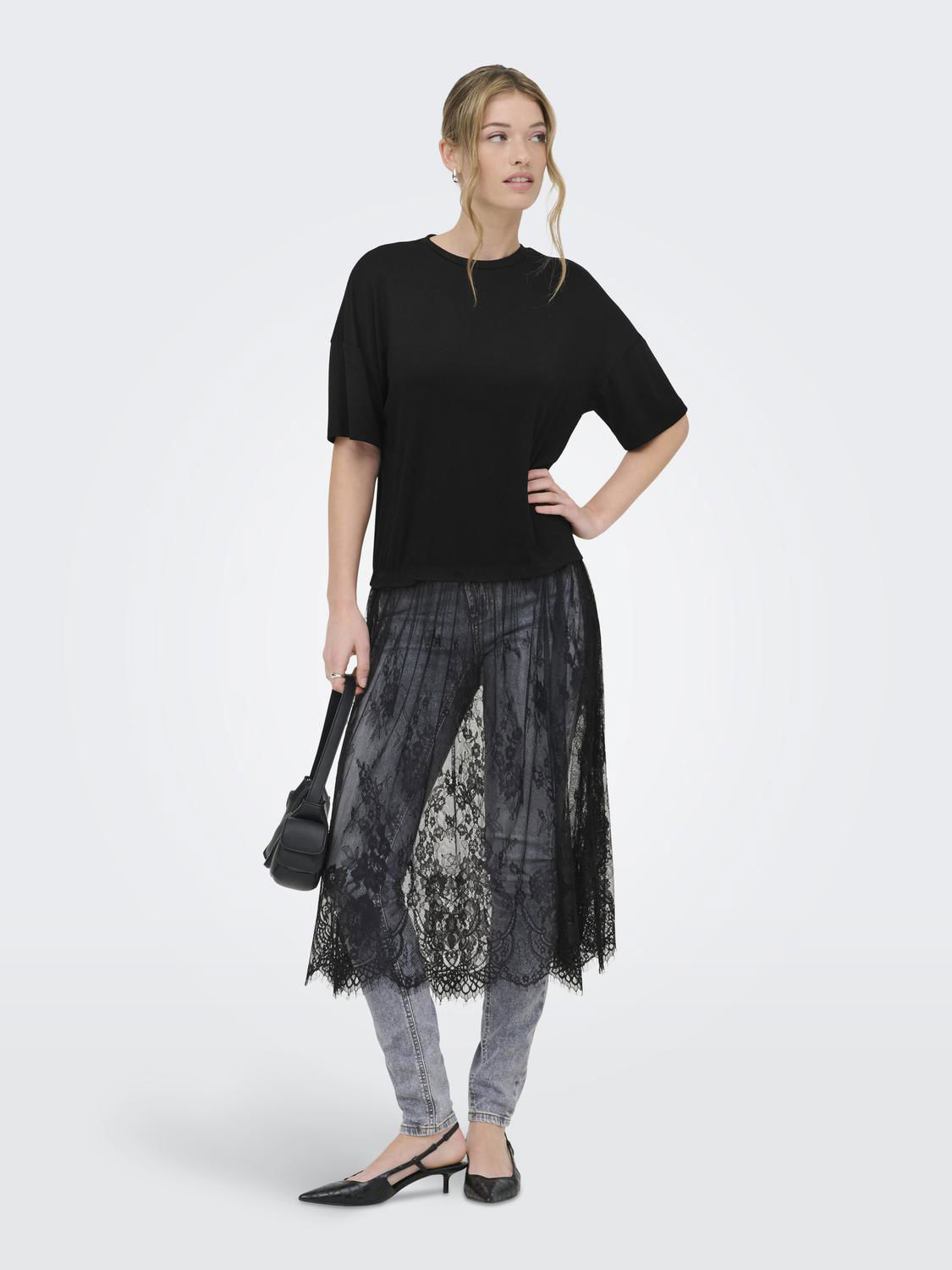 ONLTAHLIA S/S LACE DRESS TOP JRS