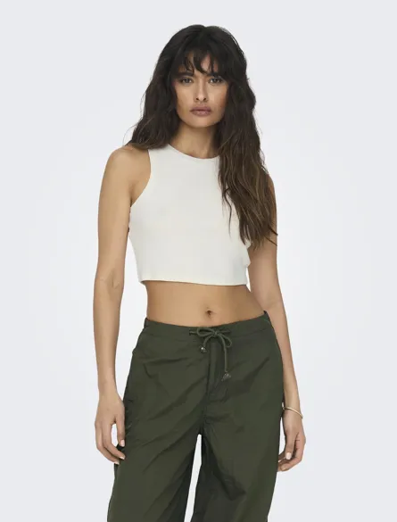 ONLVILMA BASIC Slim Fit mouwloze tanktop voor een moeiteloze stijl