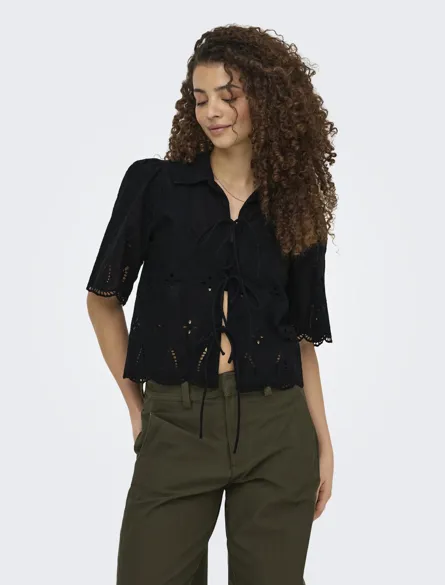 ONLFRANI S/S EMB BOW TOP WVN