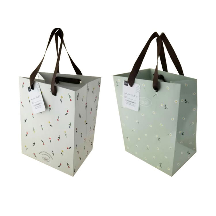 Petit Flower Paper Bag, Assorted (1 pc) - 20x23x13cm