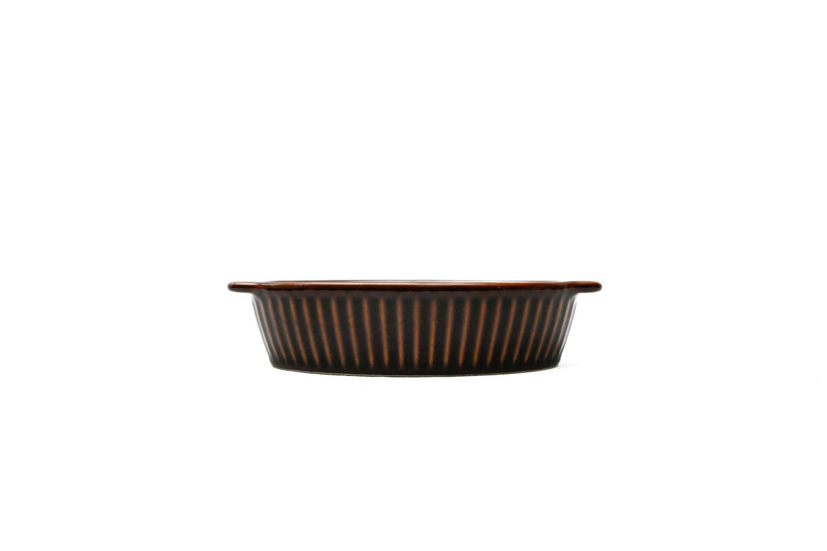 Shaved embossed oval bakeware Brown