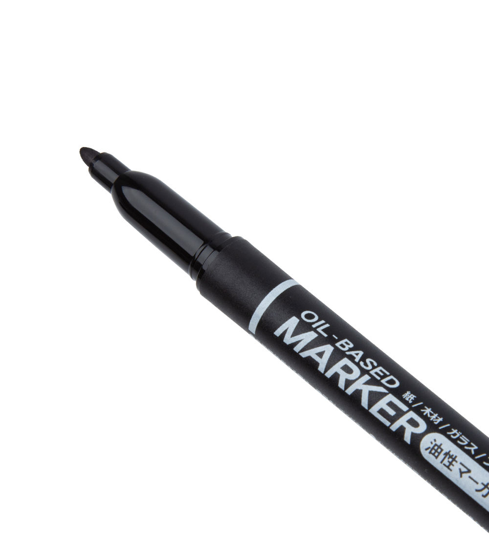 Oil-Based Marker, Medium Tip - Black