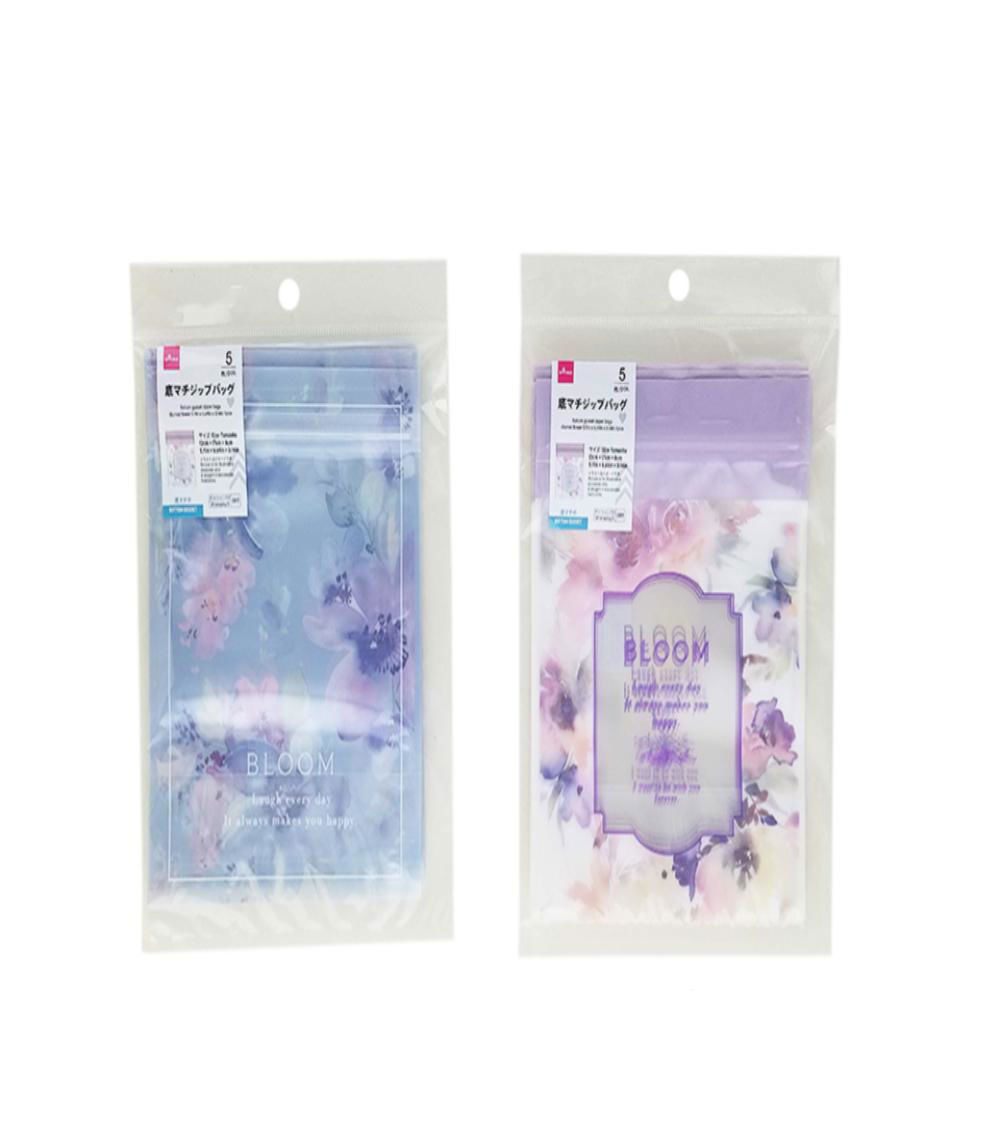 Blurred Flower Bottom Gusset Zipper Bag, Assorted (1 pc)