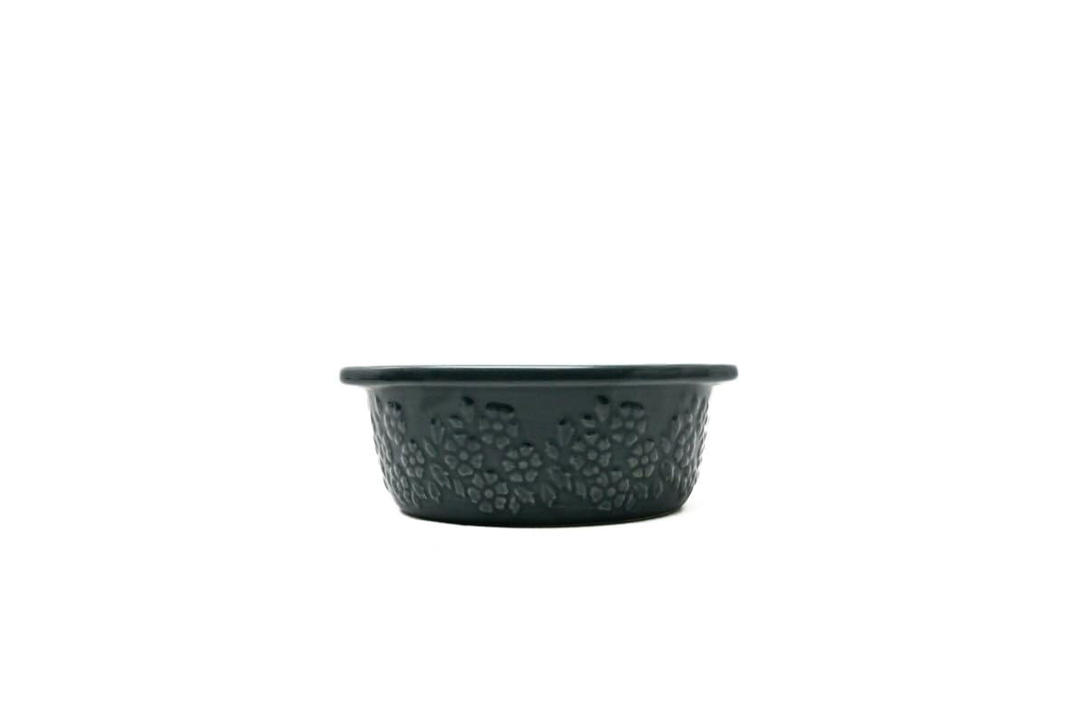 Flower Relief Round Ceramic Bakeware – Navy