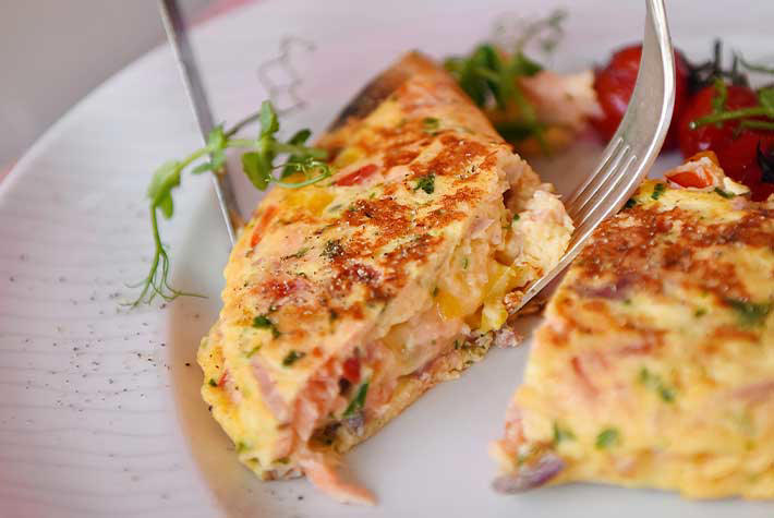 Make your own microgreens omelette