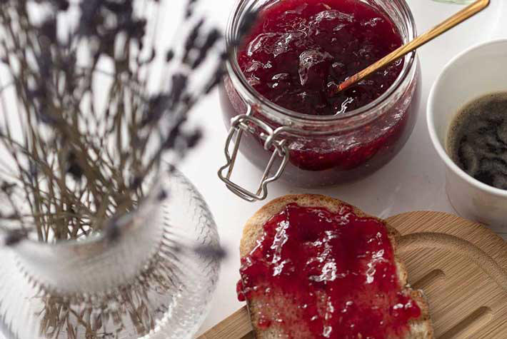 Raspberry-jam-710x475.jpg