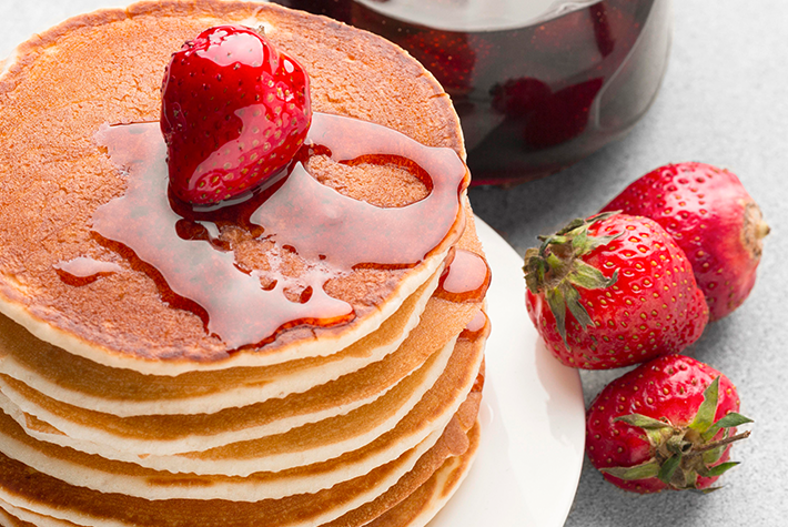 pancakes-with-strawberry-syrup