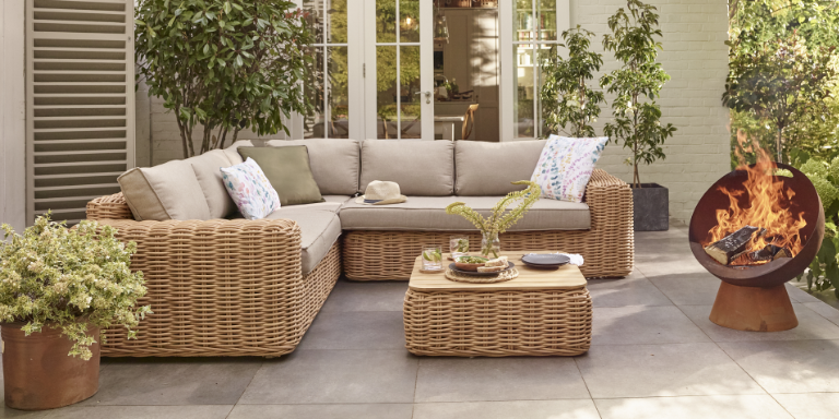 Dobbies garden sofa discount