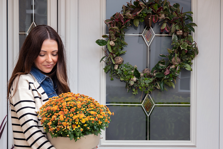 How to create a bird feeder wreath