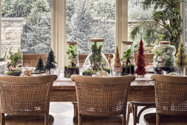 How to create a woodland glass centrepiece